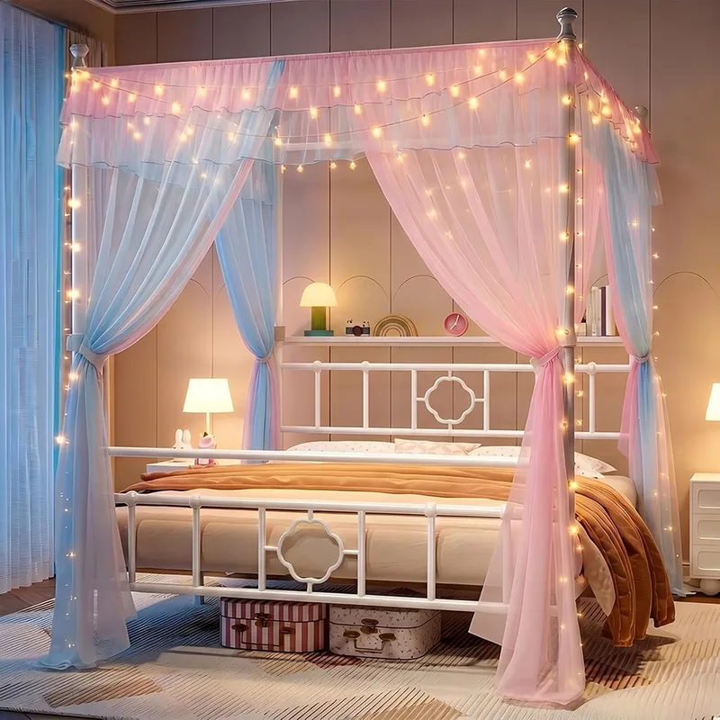 収納付きのヘッドボードを備えた、白い金属製のクイーンサイズの - Canopy Bed Frame Metal Queen のレビューと価格