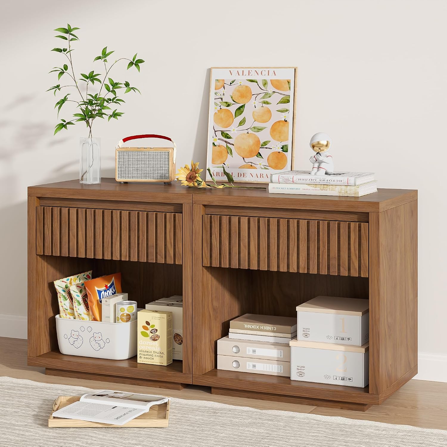 無垢材を使用した天板を持つ、2段引き出し付きのナイトテーブル - Solid Wood Nightstand 2 Drawers のレビューと価格